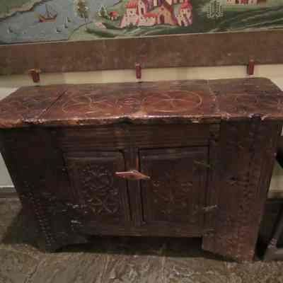 16thc Commode/Dry Sink Cabinet