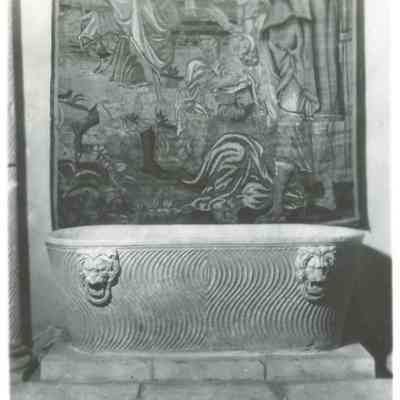 PB6-056 1930-1950s 2nd Tower Gallery with Lion Sarcophagus & Tapestry