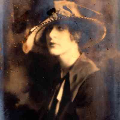 actress Alla Nazimora, Bachrach, Russia