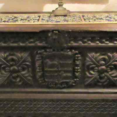16th c. Italian Chest with Floral Designs, Animals and Coat of Arms