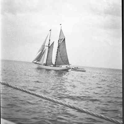 plumb bow schooner