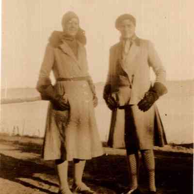 2 unknown people