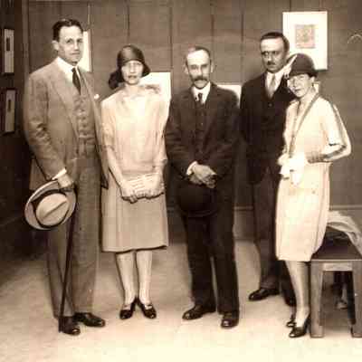 1930-1945 Natalie Hays Hammond & Friends at Art Gallery
