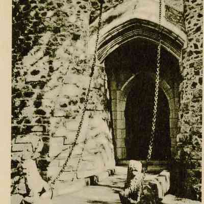 Drawbridge with Original Lions