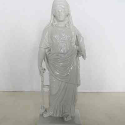 Fortuna Figurine