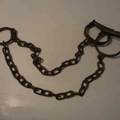 Iron Foot Shackles