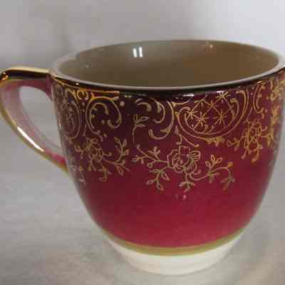 Plum & Gold Demi-tasse Cup