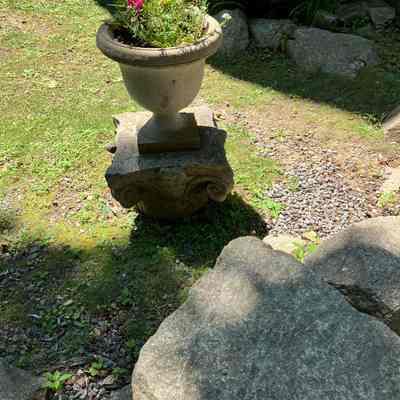 Italian Capitals with 4-Petal Flower Urn & Scrolls at Corners
