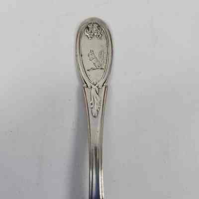 Squirrel engraved on the handle
