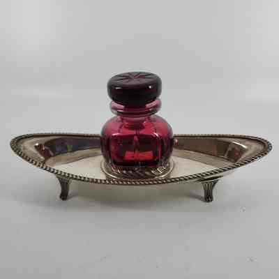 Inkstand