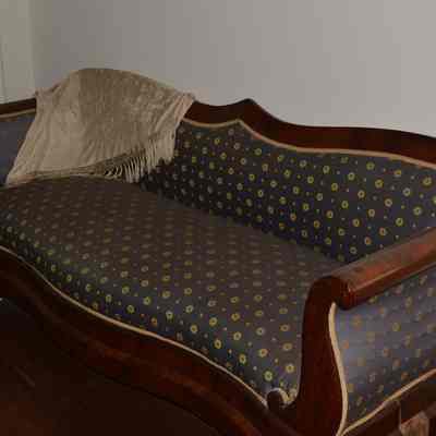 Settee