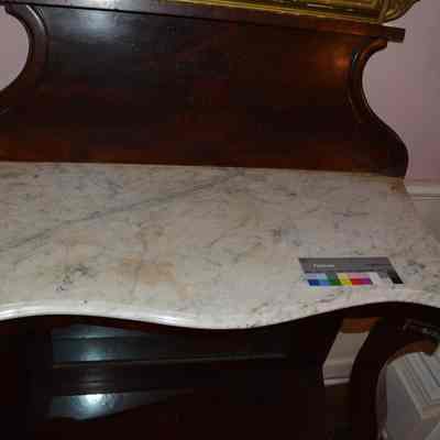 Pier Table