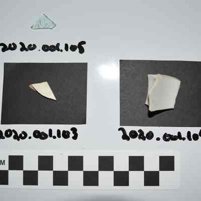 Sherd - 2020.001.105: Origformat: Artifact