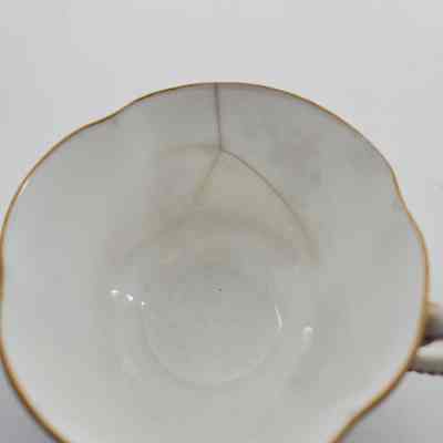 Crack in teacup near rim