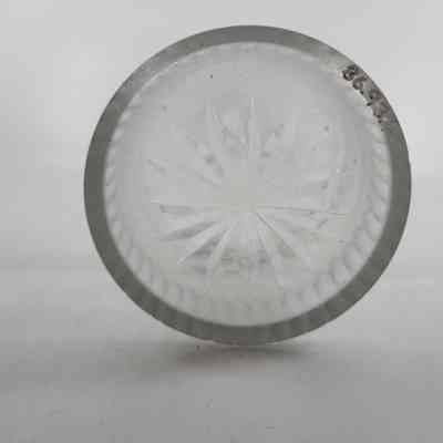 Bottom of glass decanter