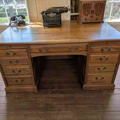 Desk