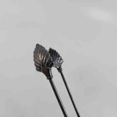 Leaf engraving