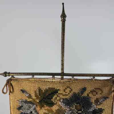 Top of candle screen