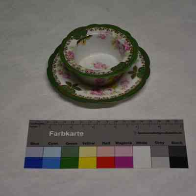 1986.092 (7): Origformat: Artifact