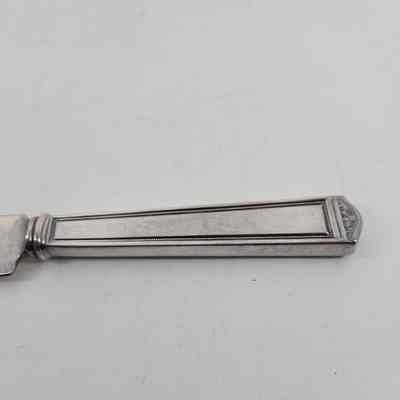 Engraving on handle