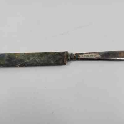 Back of luncheon knife
