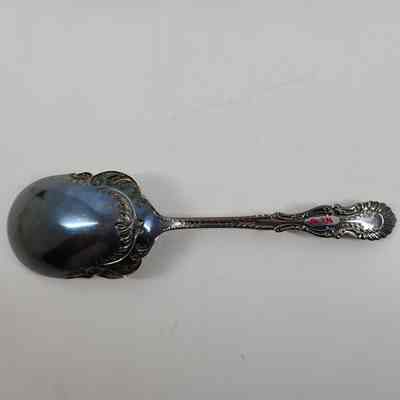 Back of serving spoon