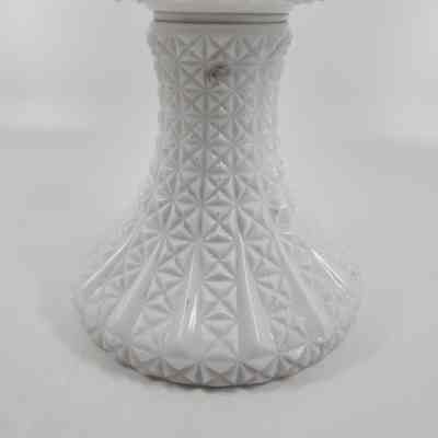 Base of white glass bowl