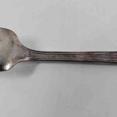 Engraving "1847 ROGERS BROS"