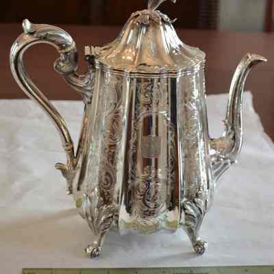 Teapot - 1986.045E: Origformat: Artifact