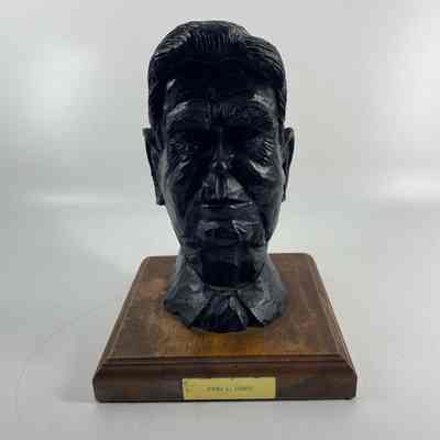 Bust