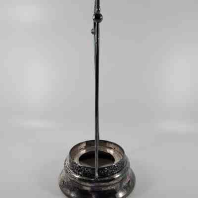 Side view of silver stand