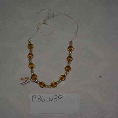 1986.689 (3): Origformat: Artifact