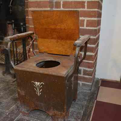 Chair, Commode