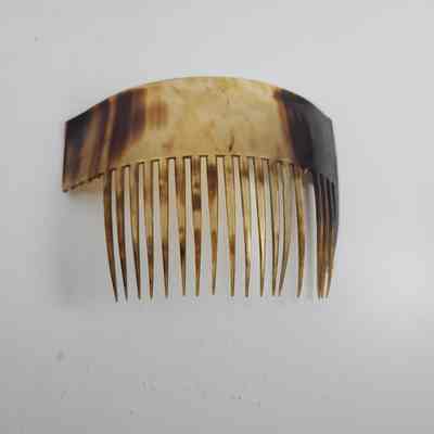 Comb, Ornamental