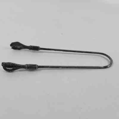 Tongs