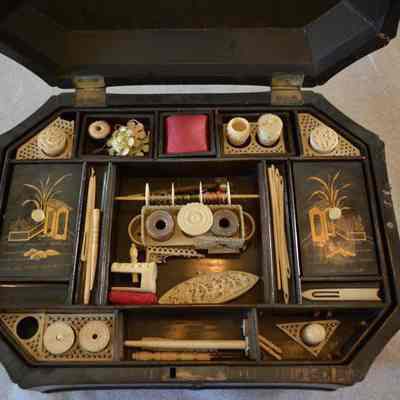 2000.059 (10): Origformat: Artifact