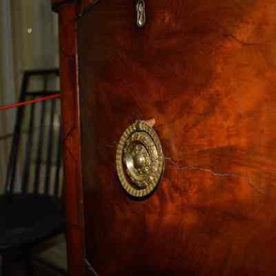 sideboard damage_photo 1: Origformat: Artifact