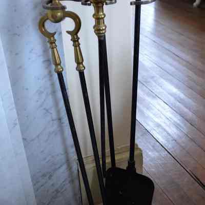 Tongs