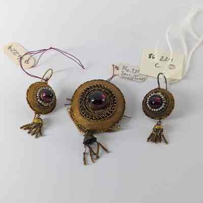 Earring