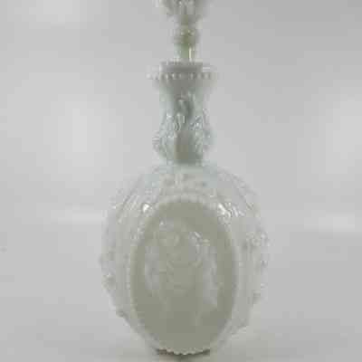 Stopper in glass flask (2015.005 A)