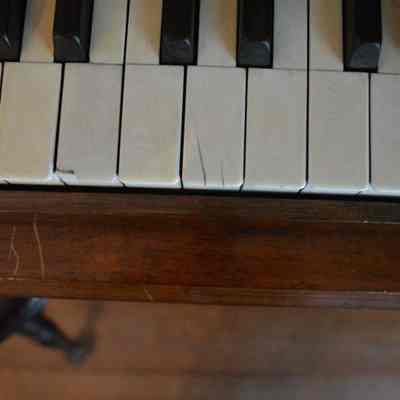 piano damage_photo 3: Origformat: Artifact