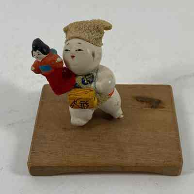 Figurine