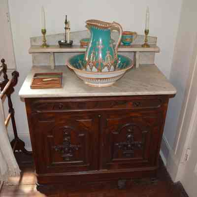 Washstand