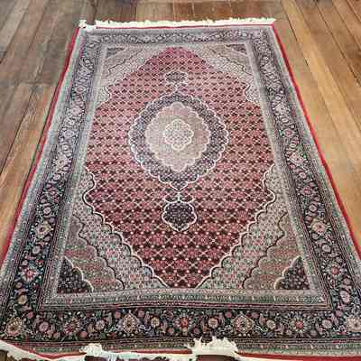 Rug