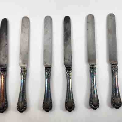 Set of six blunt dinner knives