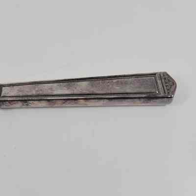 Engraving on handle