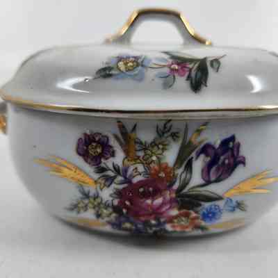 Tureen Design Detail