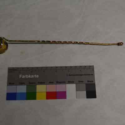 1986.091 (3): Origformat: Artifact