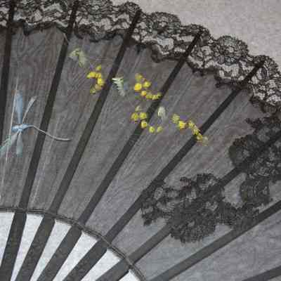 1986.445- decoration (2): Origformat: Artifact