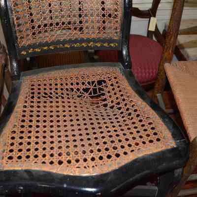 1986.113 (2)- seat damage: Origformat: Artifact